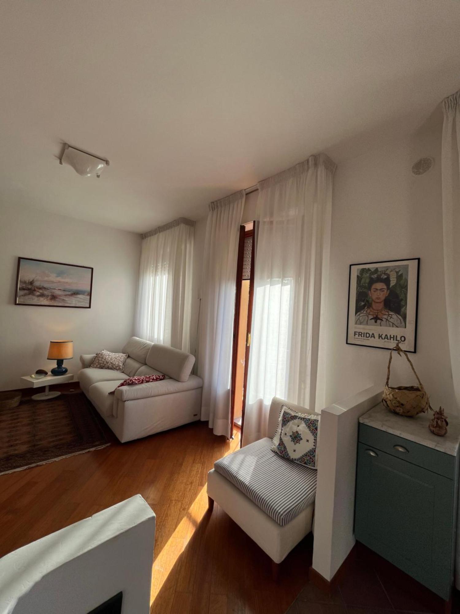 דירות גאמבאסי Casa Dandelle מראה חיצוני תמונה